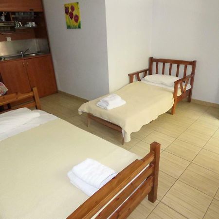 Dolphins Apartments & Rooms Тасос Экстерьер фото