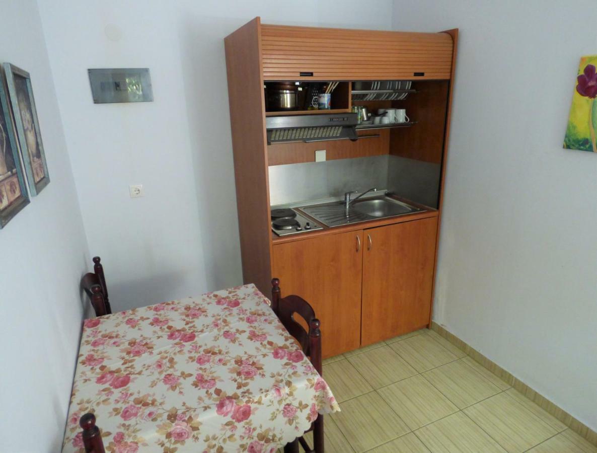 Dolphins Apartments & Rooms Тасос Экстерьер фото